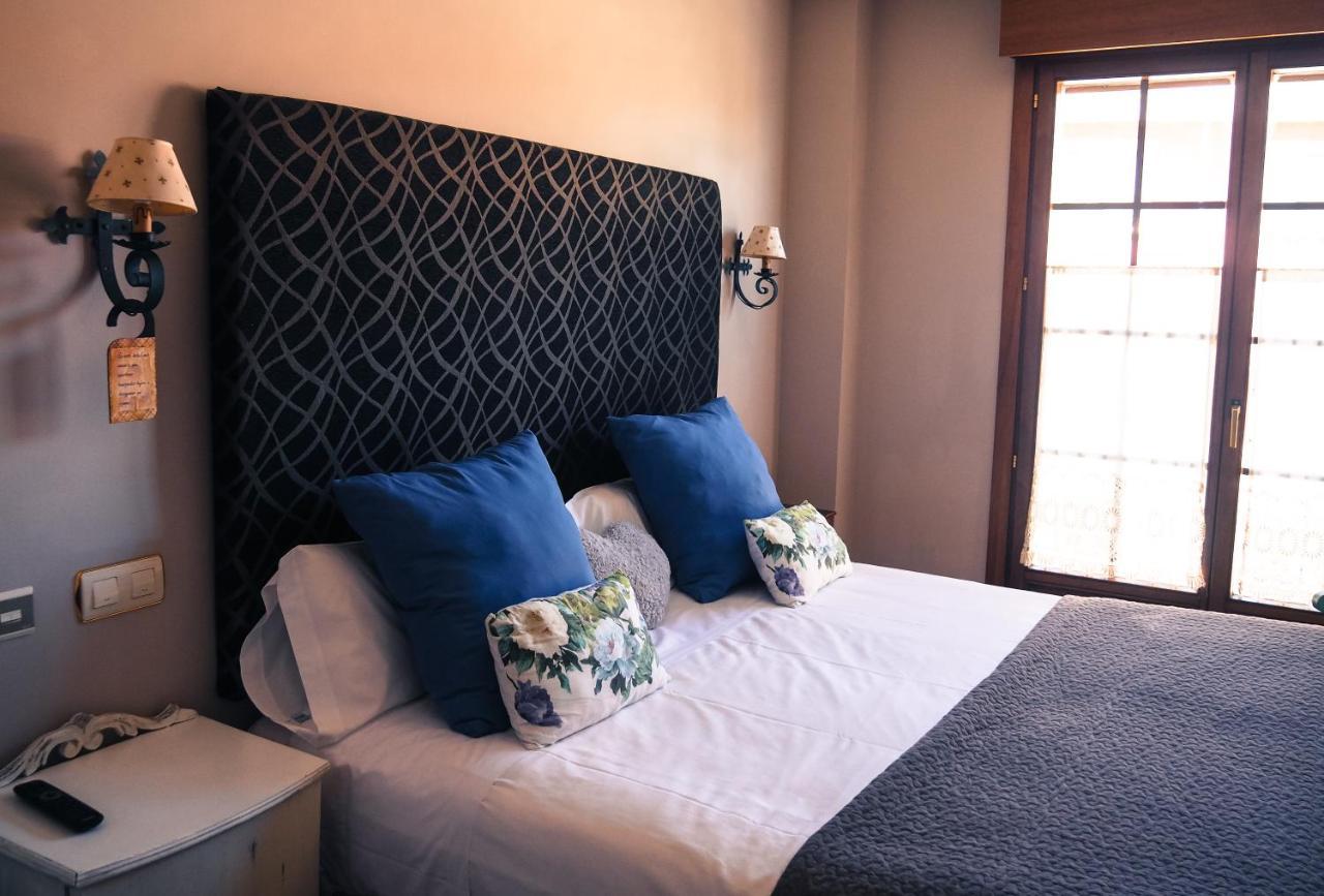 Monzón de Campos Hotel Rural La Concordia מראה חיצוני תמונה